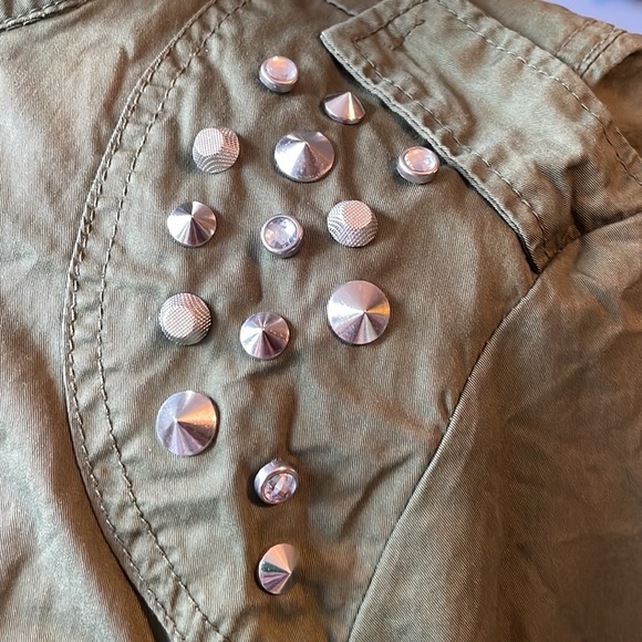 Fire Los Angeles army green and studded lightweight jacket - Picture 6 of 12